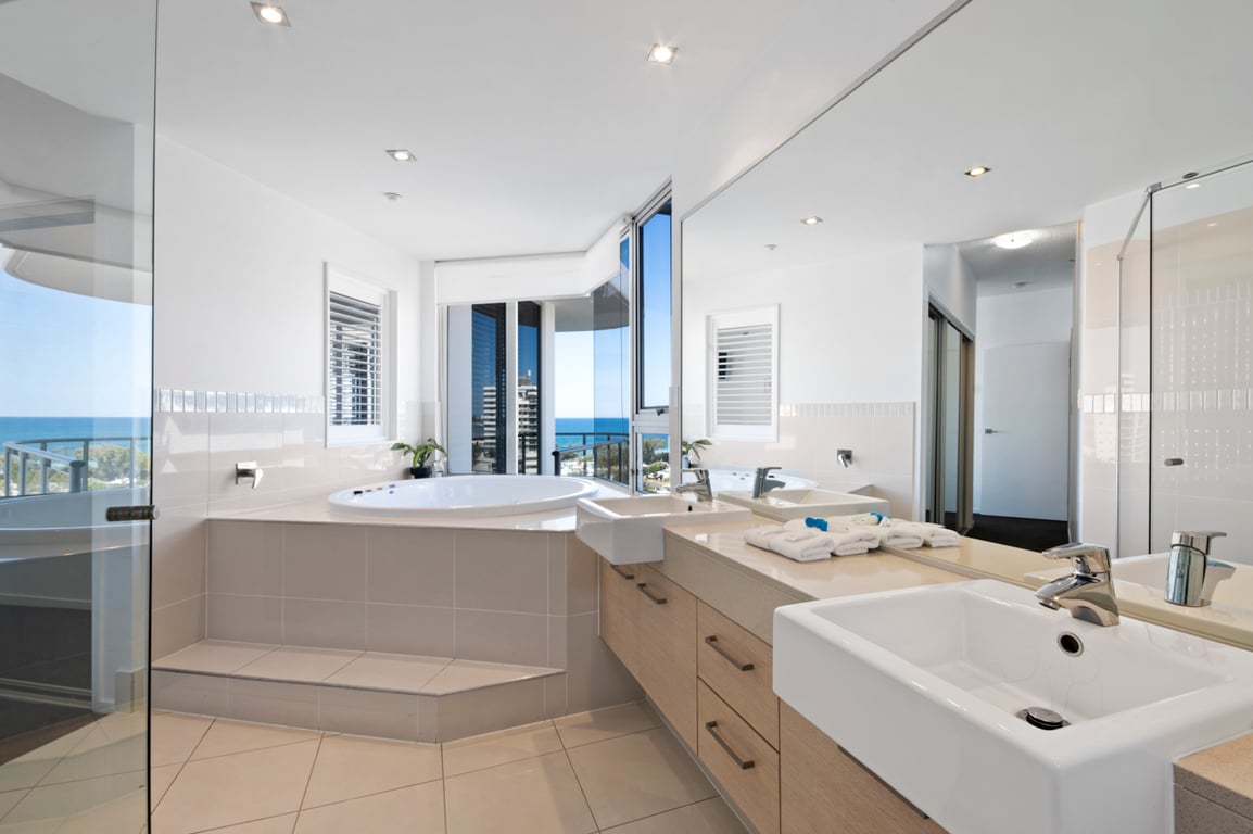 3 Bedroom Ocean View Apartment