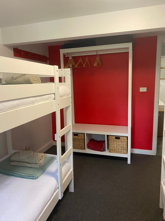 Wanyiora - Lake views and family friendly