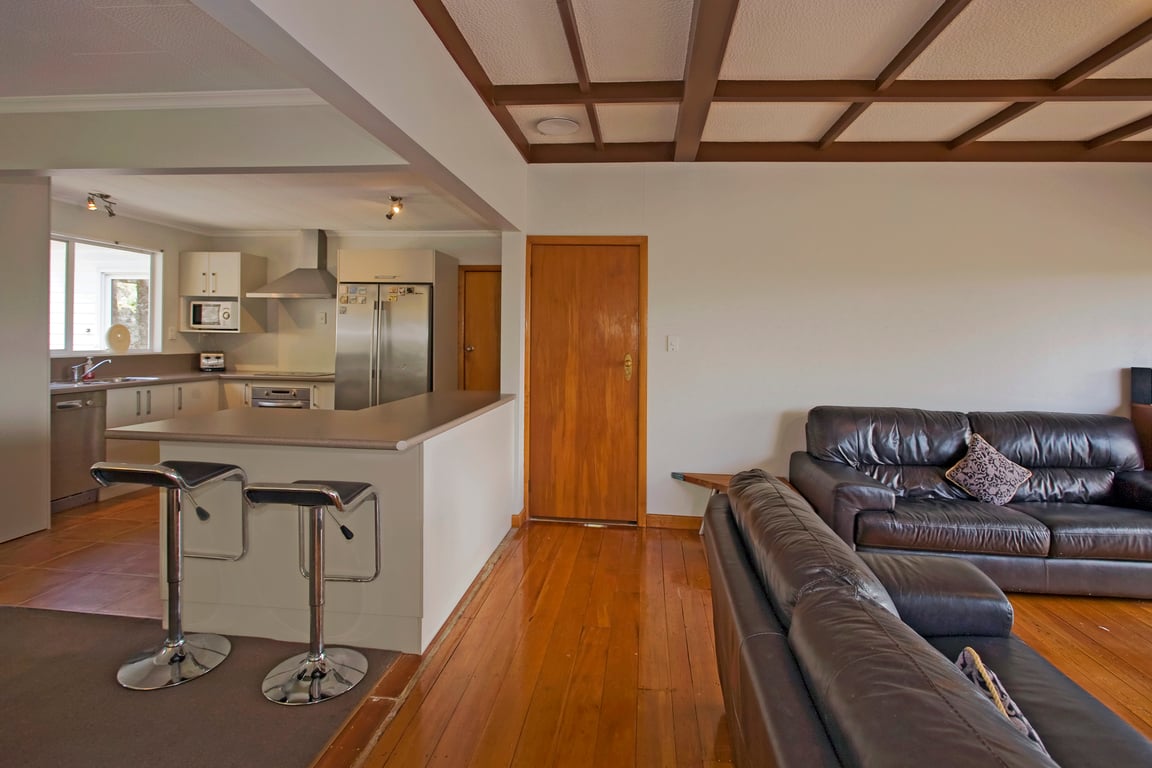 Bisley Holiday House