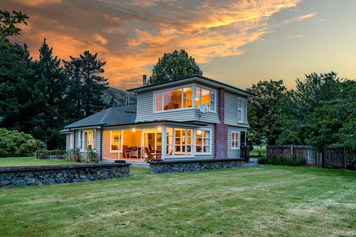 'The Lookout' Lochiel