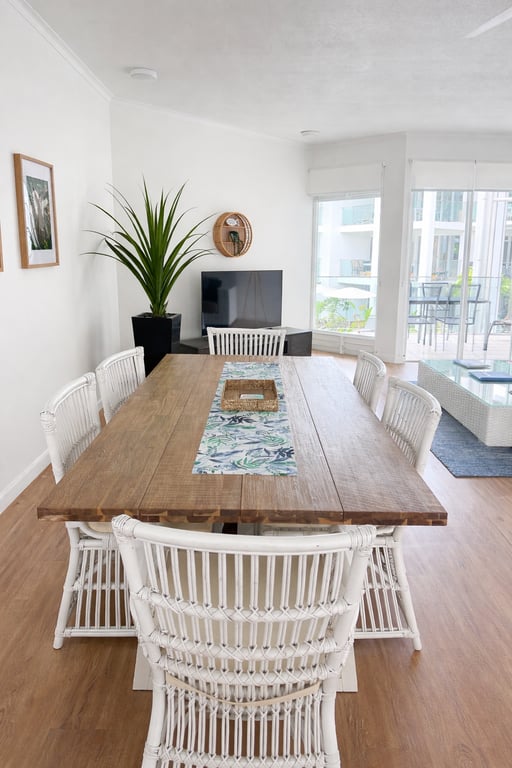 2 Bedroom LUXE Ocean View Apartment