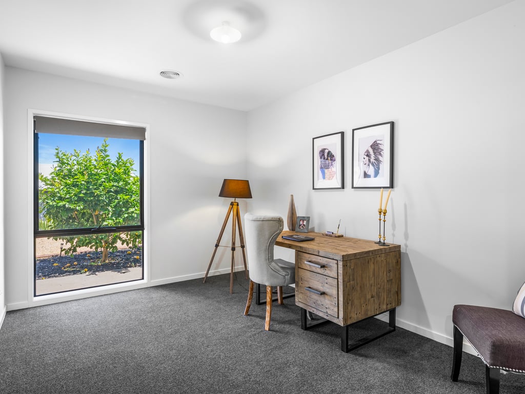 Dan's Rise - Family home with pool