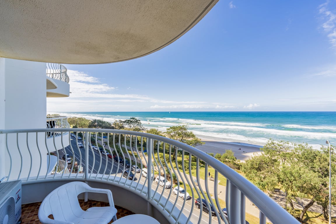 1 Bedroom Standard Apartment (Higher Floor)