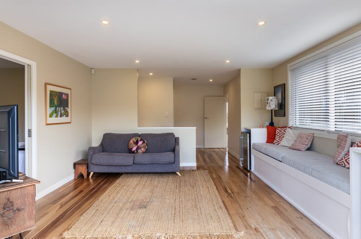 Great Lake Getaway - Your Spacious Taupo Retreat