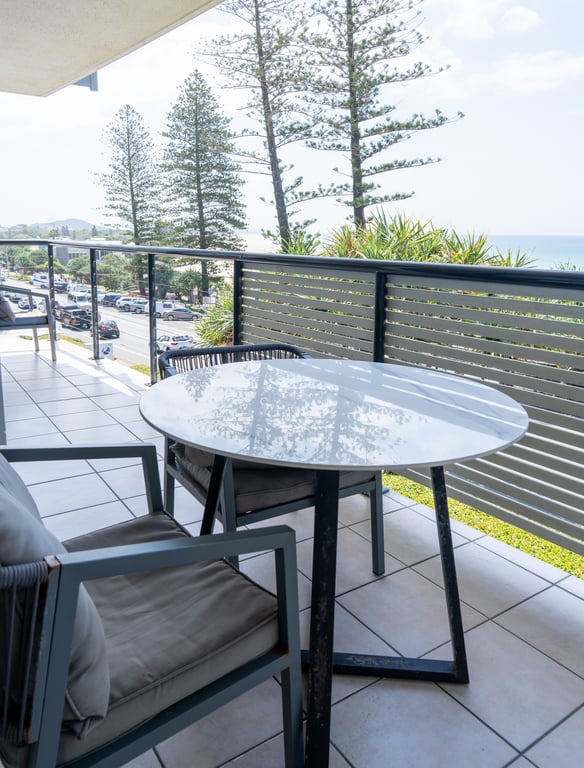 1 Bedroom Apartment Beachfront