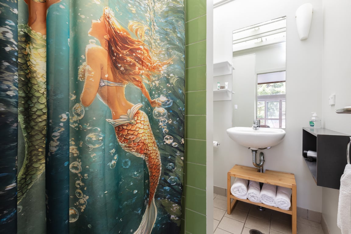 Sunlit Sands, Shack 3