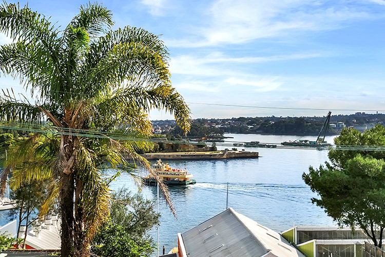 CLIFT - Balmain Basic Pad | Trendy Harbourside Village Living