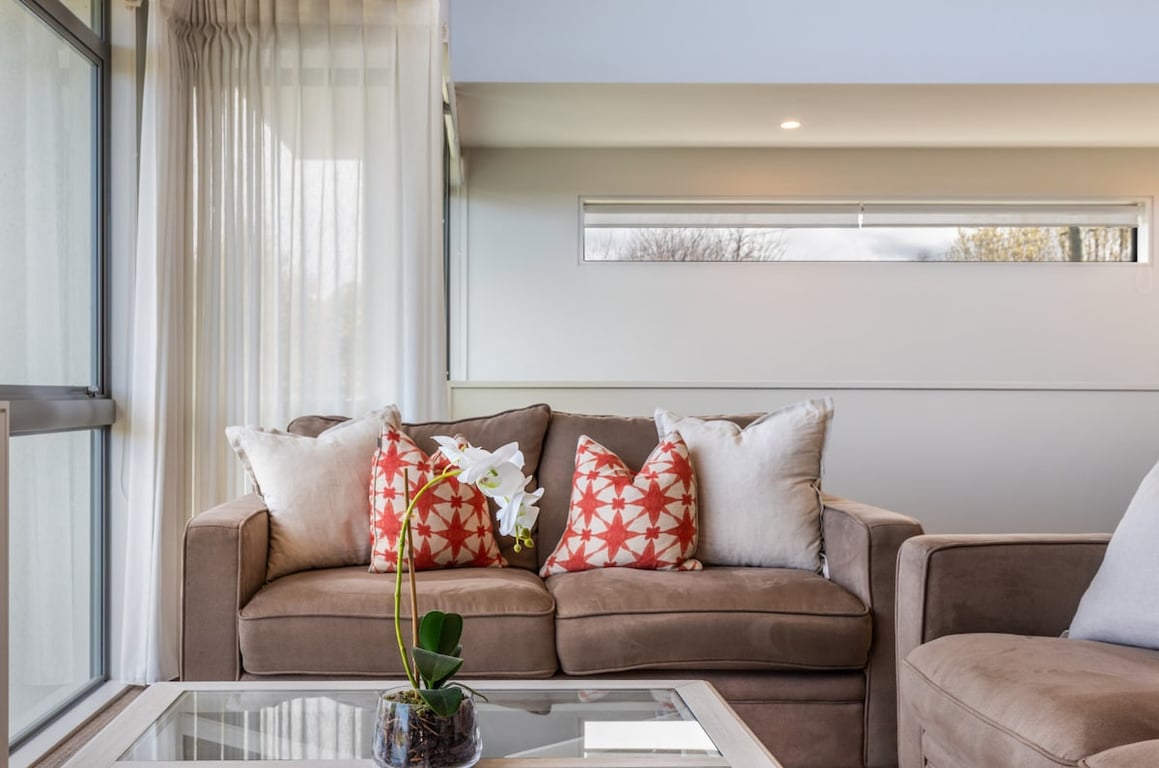 Stylish Riverside Retreat With Spa