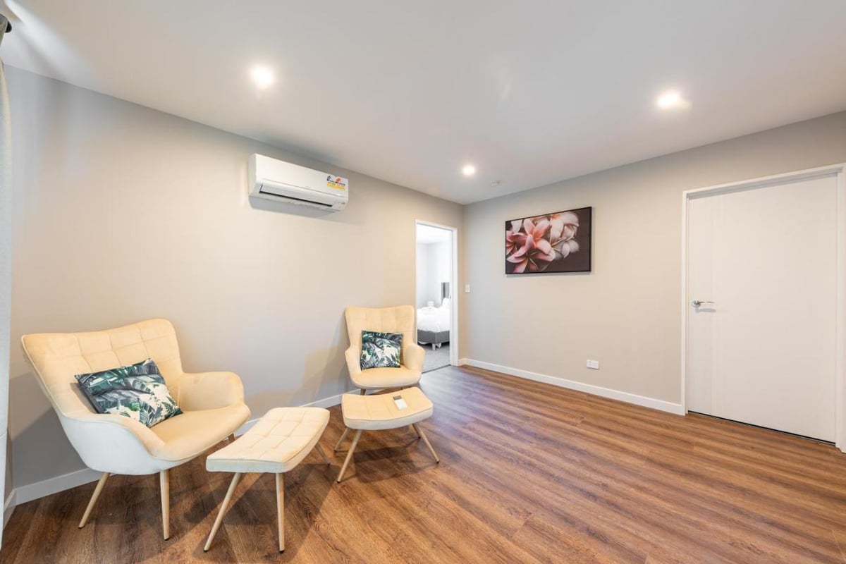 TLH 2 Bedroom Apartment