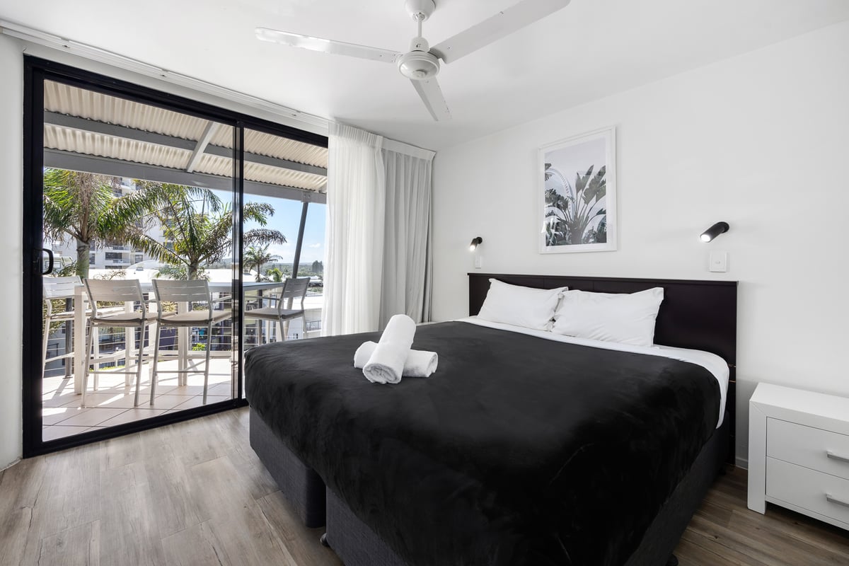 2 Bedroom Apartment with Ocean View