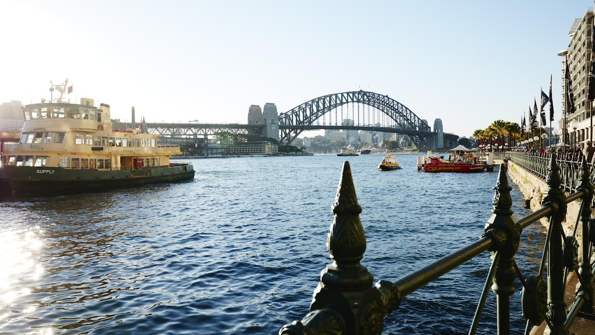 MAC61 - Circular Quay Retreat | Panoramic Harbour Views