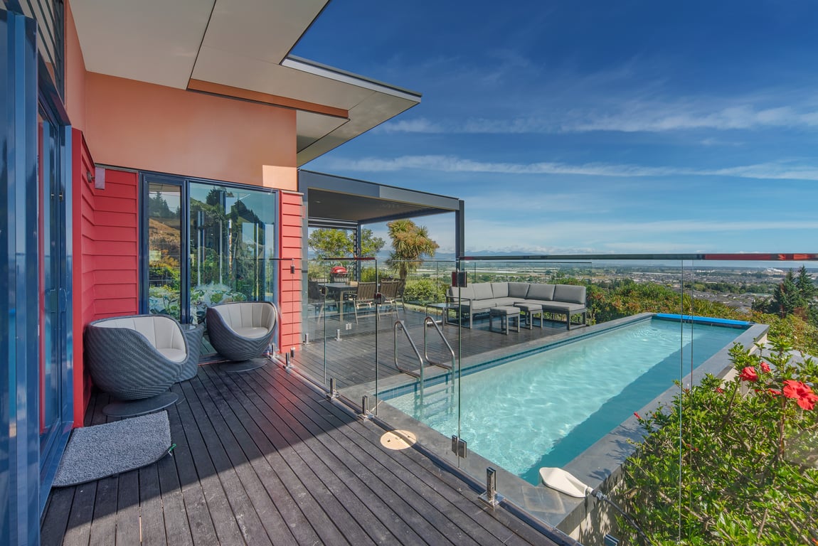 Pohutukawa House - Views, Pools, Serenity!