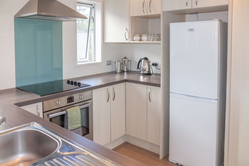 Hillside Hideaway (Pet Friendly) 