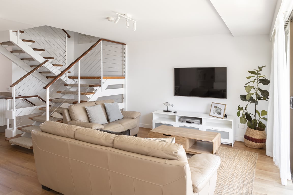 	 Town House 07- Ground level 2 Bedroom 2 Story Townhouse Superior