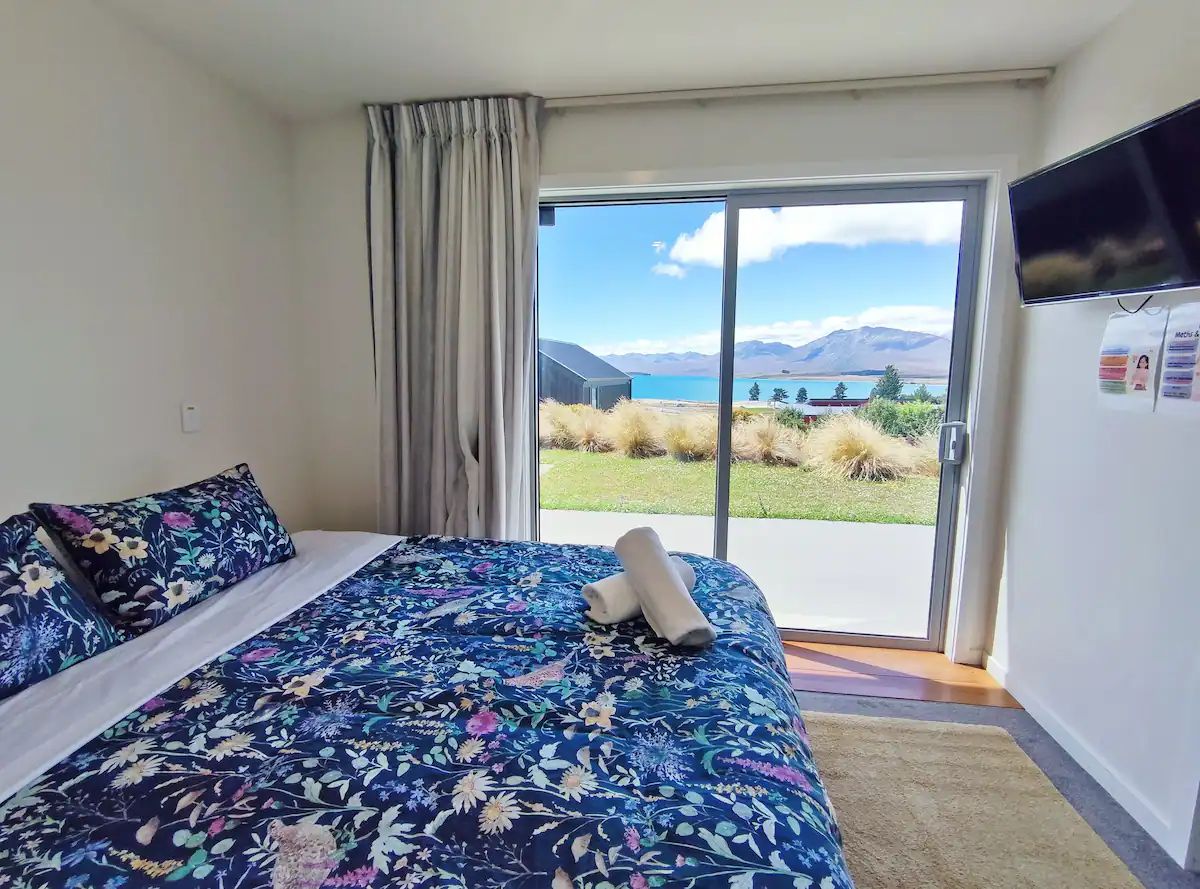 Antair Lakeview Lodge #1 Lakeview Room