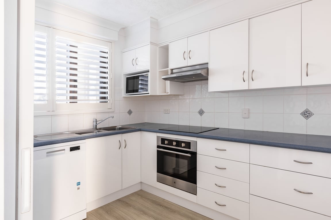 	 Town House 07- Ground level 2 Bedroom 2 Story Townhouse Superior