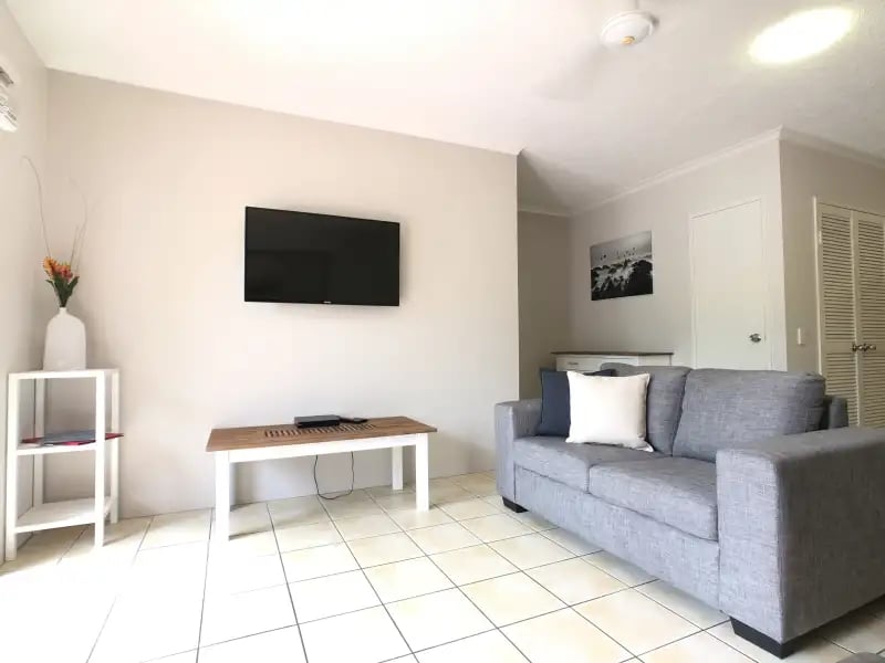 Premium Garden Apartment