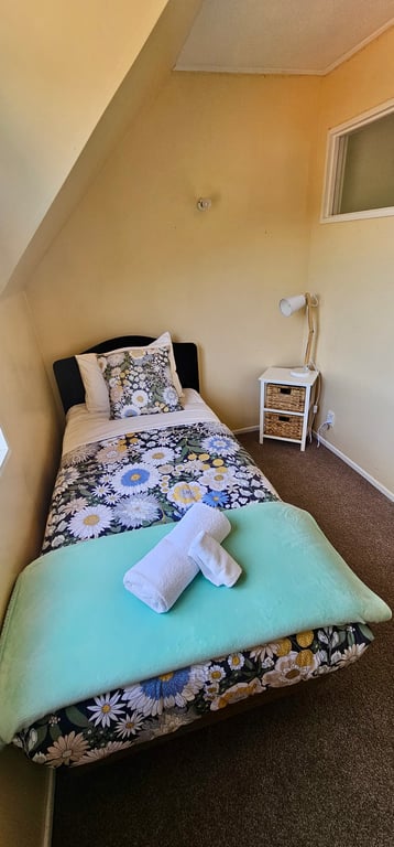 28 Acheron Heights (Pet Friendly) 