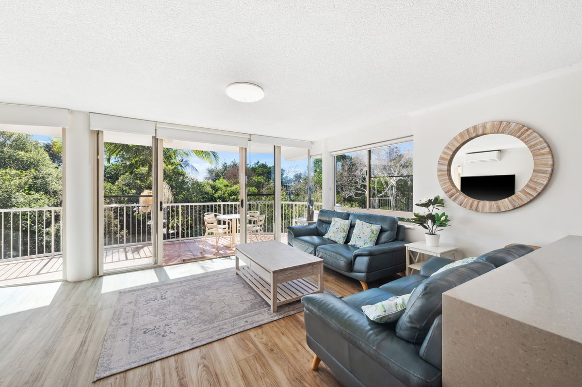 3 Bedroom Mid Floor