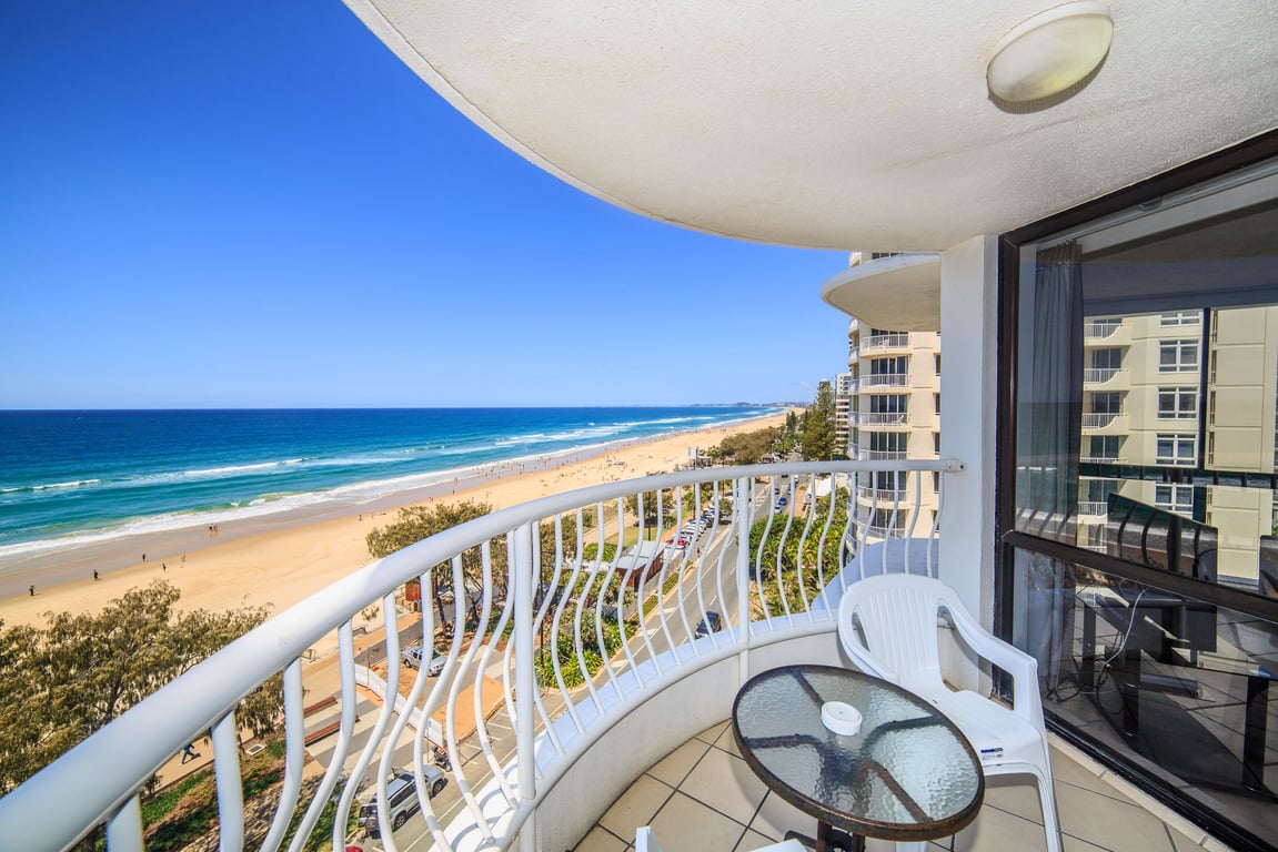 1 Bedroom Deluxe Apartment