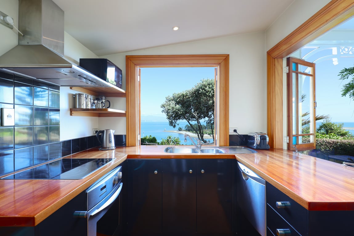 Tasman Suite - Te Whare Rangi