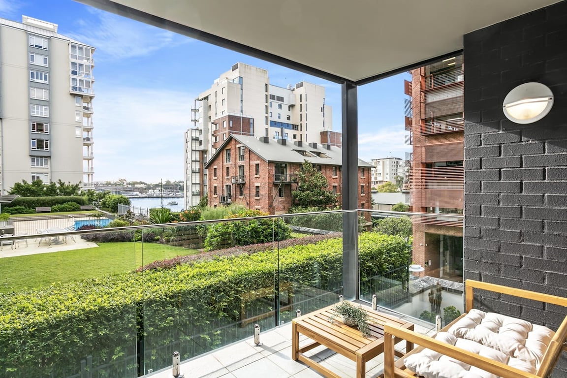 BOW14 - Pyrmont Paradise | Relaxed Living With Gym & Pool