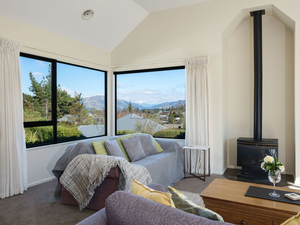10 Forest View Close
