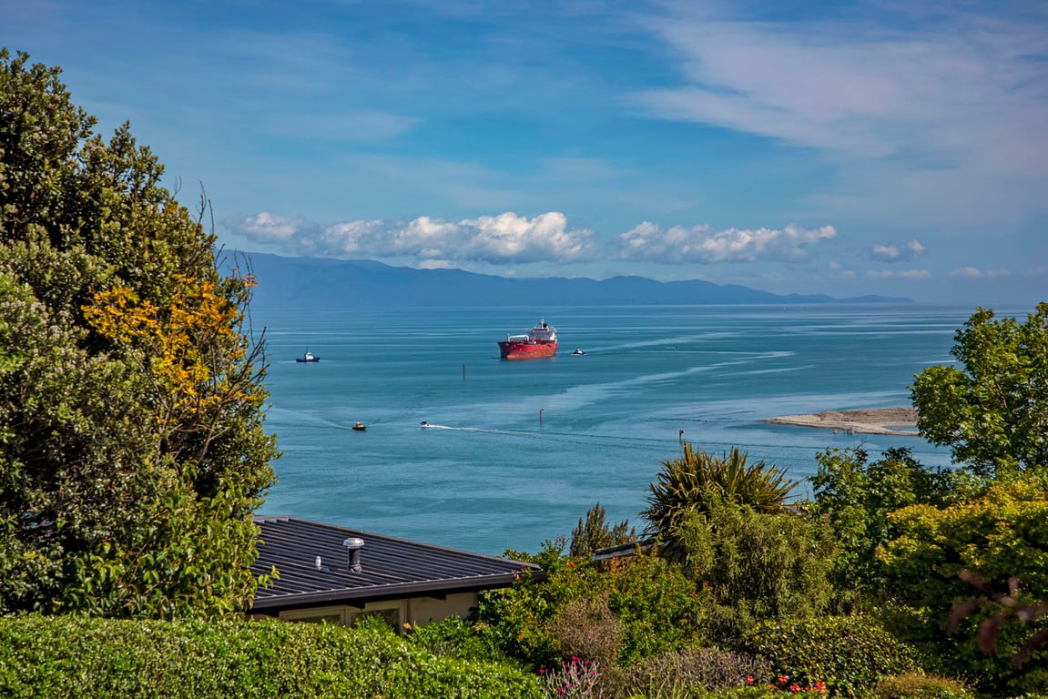 Tipi Haere Holiday Home