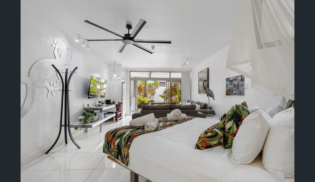 Sun Lotus Family Apartment