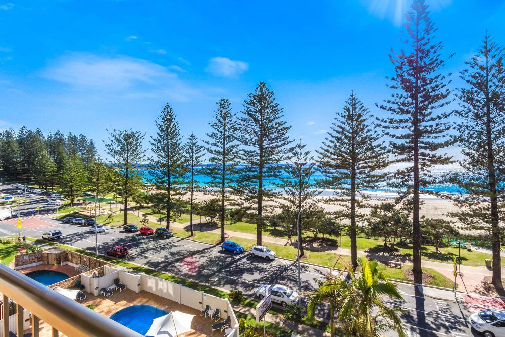 2 Bedroom Deluxe Apartment