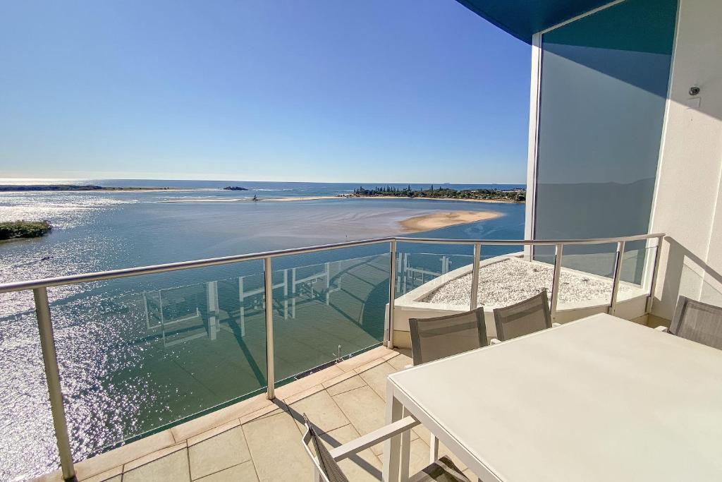 Spa & BBQ Penthouse - 2 Bedroom 