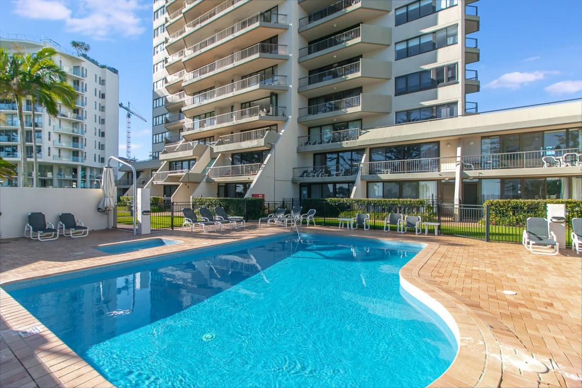 Town House 01 ground level 2 Bedroom 2 Story Townhouse Deluxe