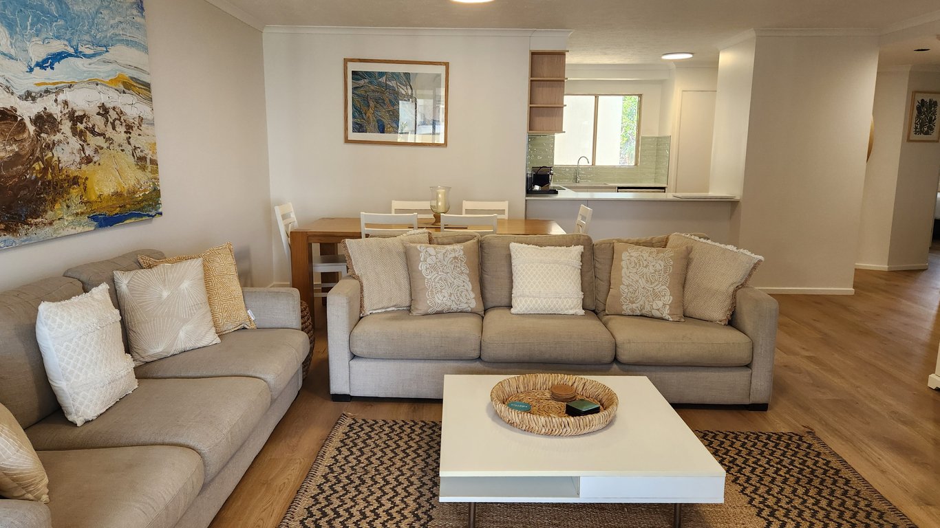 Premium Garden Ocean View Apartment