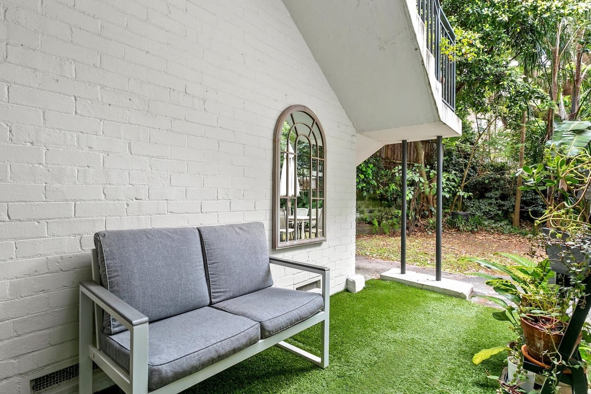 HOLT2 - Cremorne Curated Comfort | Heritage Townhouse