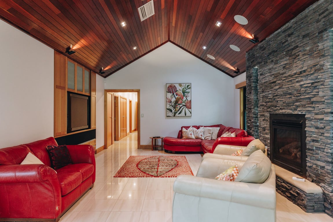 Gymea House 6 Bedrooms