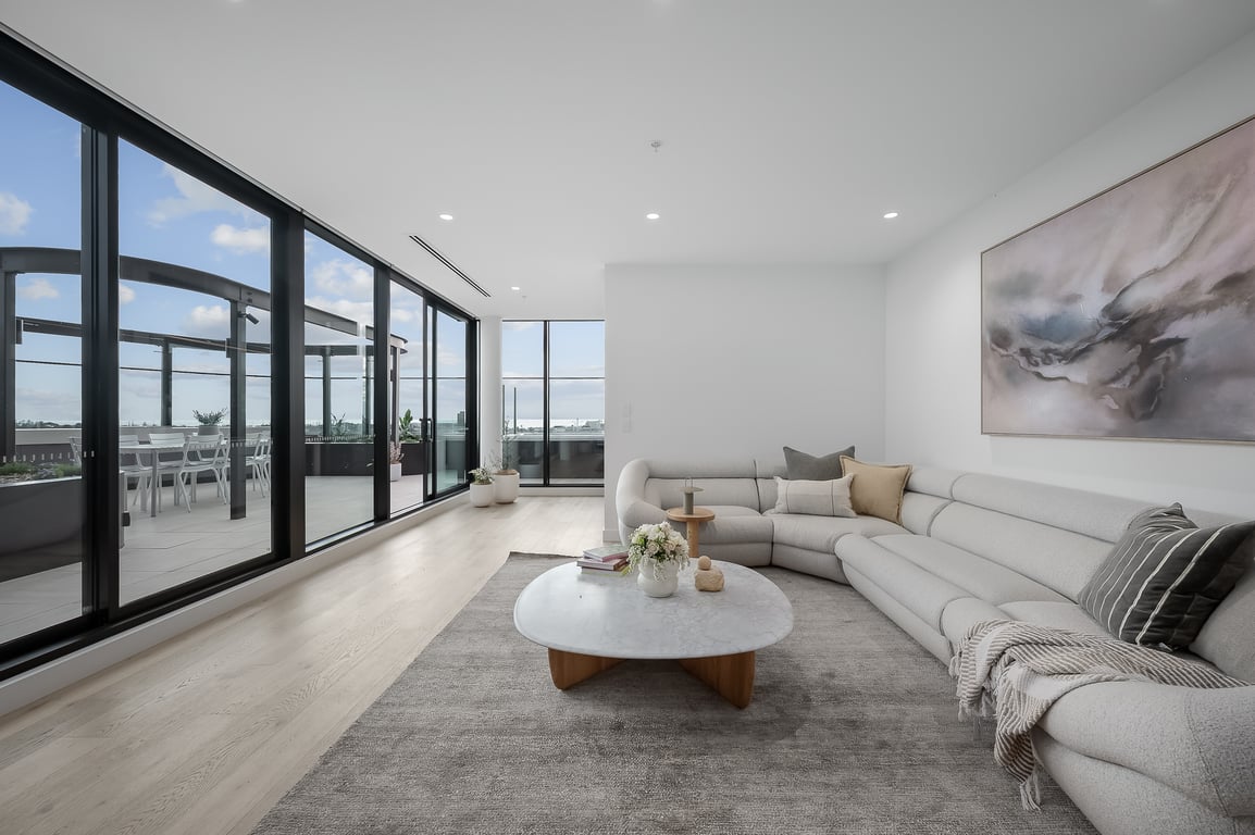 The Sky Gallery @ 333STK | Luxury Duplex Penthouse