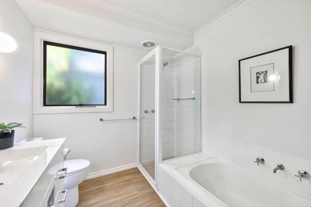 Jamieson Cottages - All Four