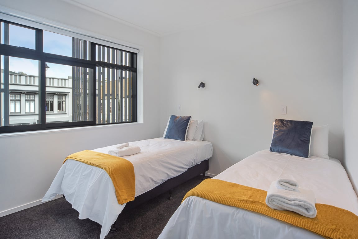 Inner City Apartments - 3