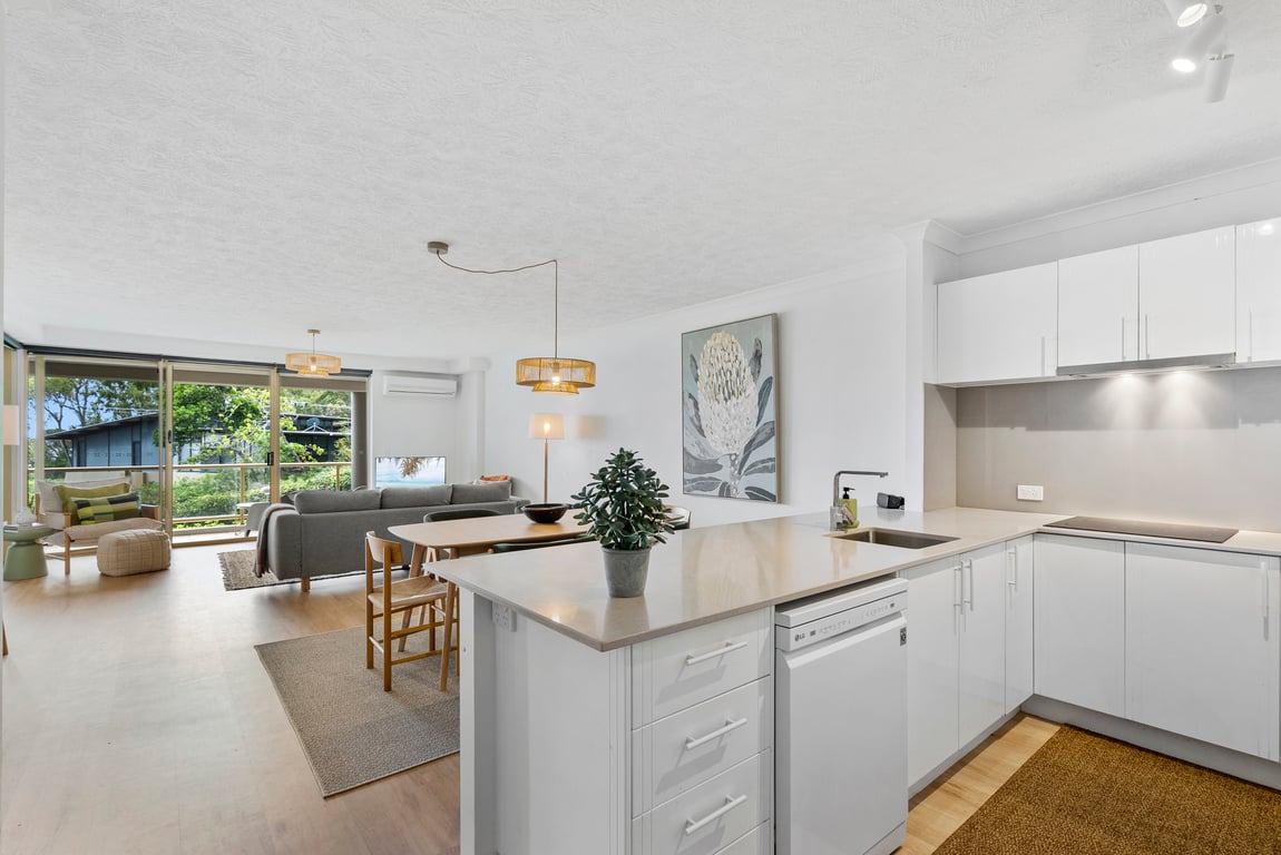 3 Bedroom Apartment - (2 Queen/2 single)