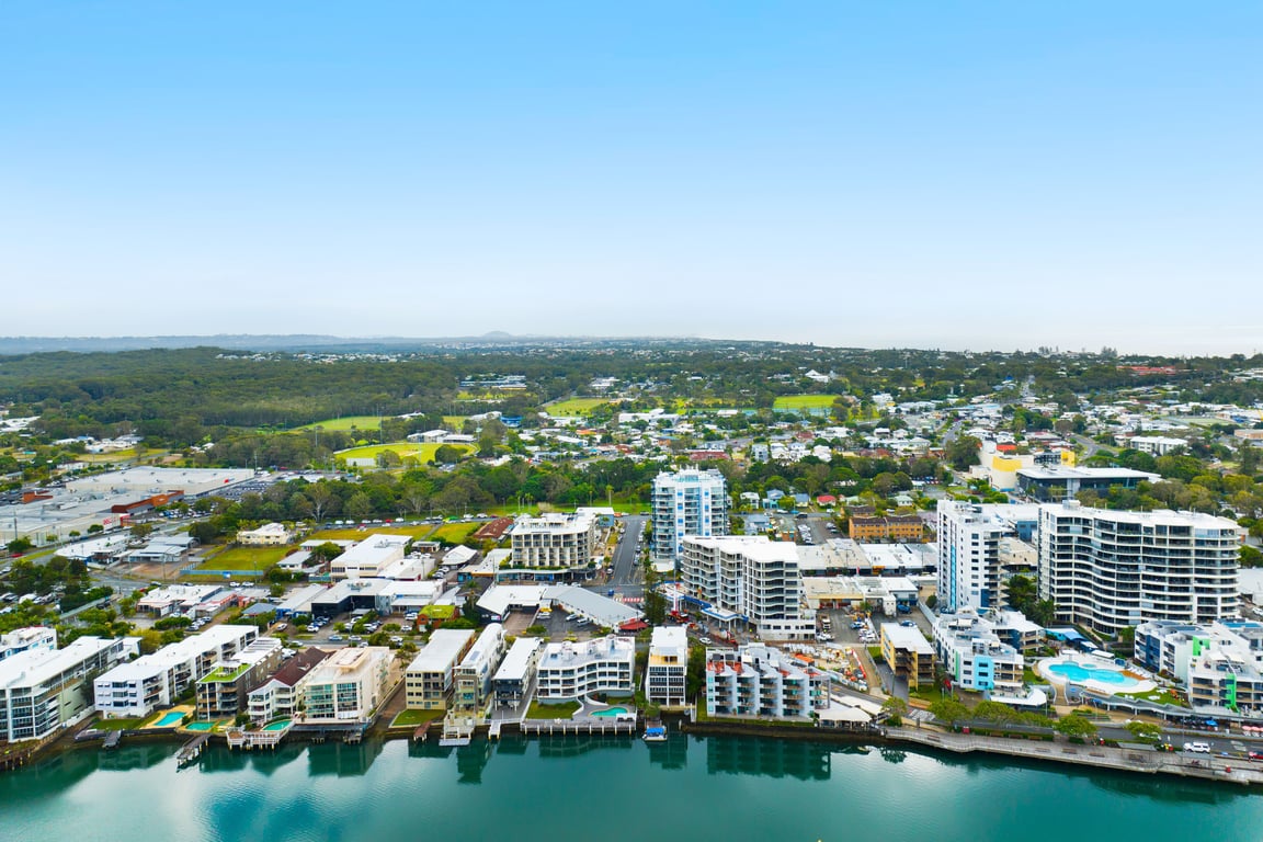 Unit 104 – Deluxe 1 Bedroom Waterfront
