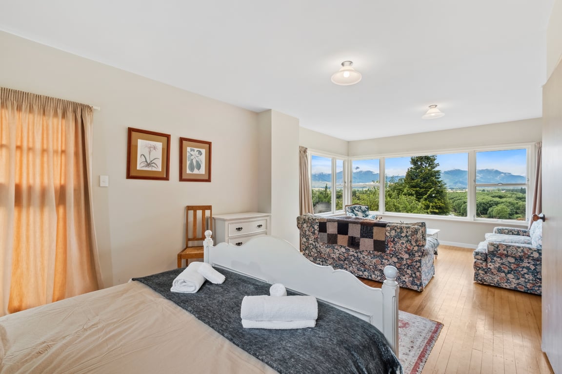 'The Lookout' Lochiel