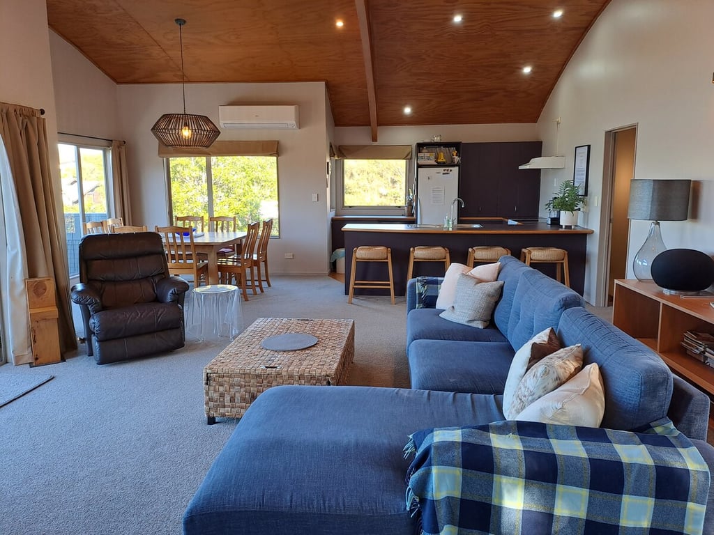 Large Home In A Great Location With Stunning Views