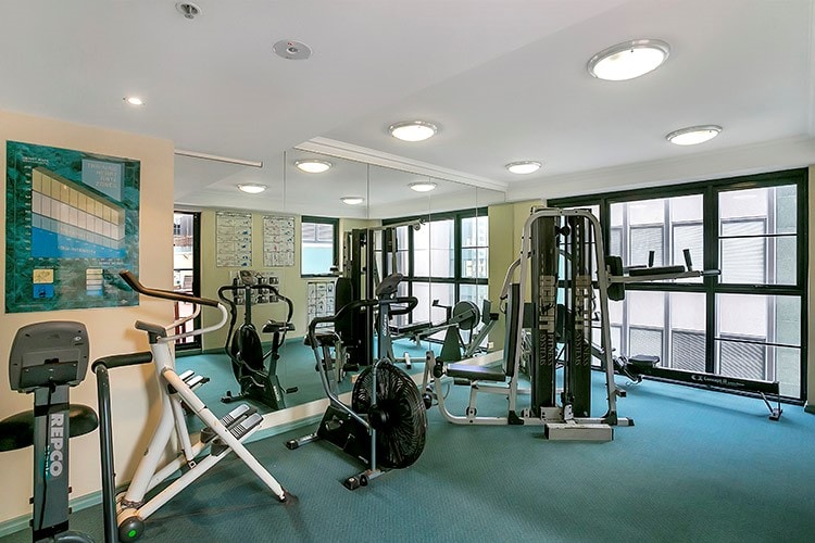 HOSK2 - CBD Sky High Oasis | Rooftop Pool, Jacuzzi & Gym