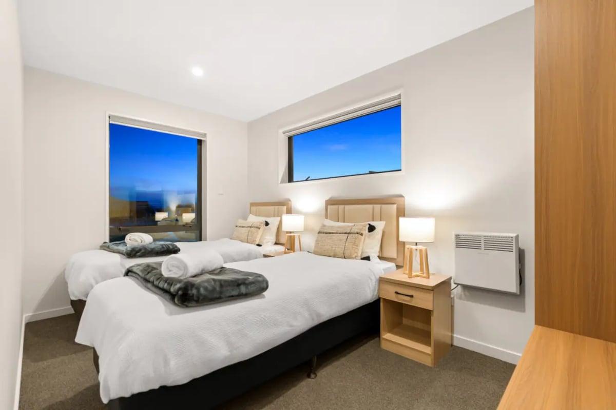 New stylish 2bedroom studio/UnitD