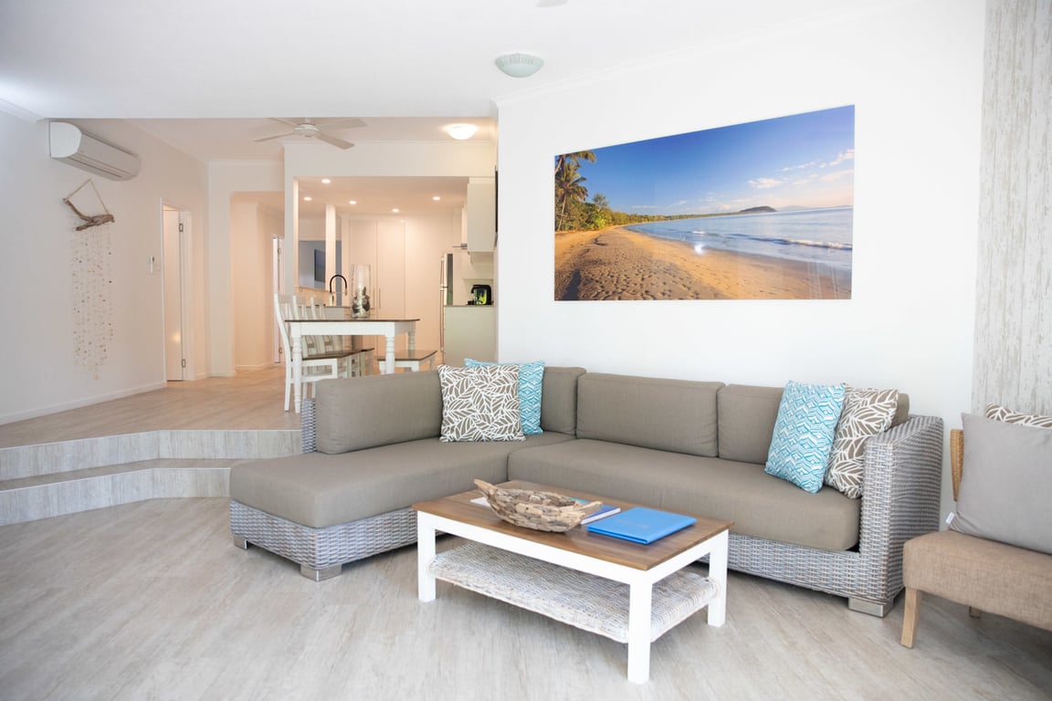 3 Bedroom LUXE Pool Deck Apartment