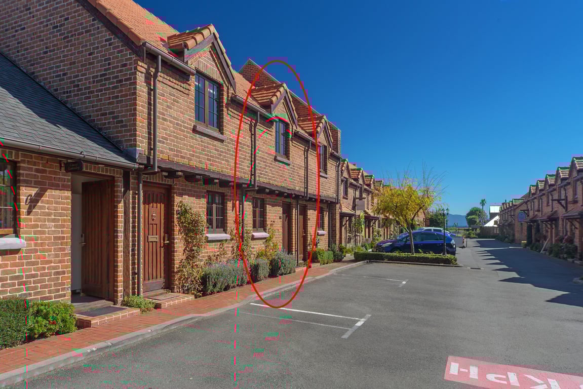 Monaco Village Apartment