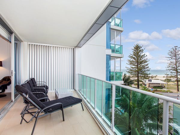 2 Bedroom Apartment Beach View