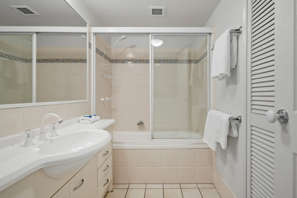 2 Bedroom Split Level Villa