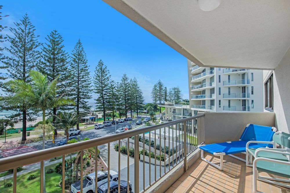 2 Bedroom Deluxe Apartment