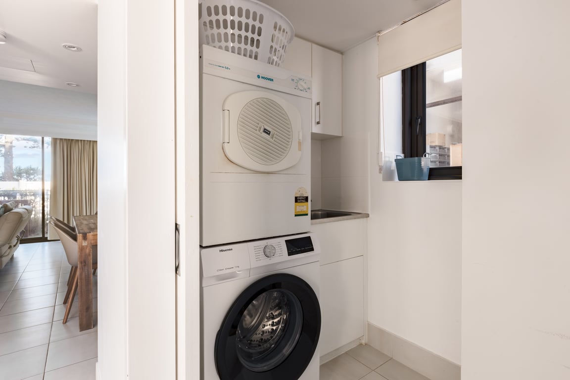 	 Town House 07- Ground level 2 Bedroom 2 Story Townhouse Superior